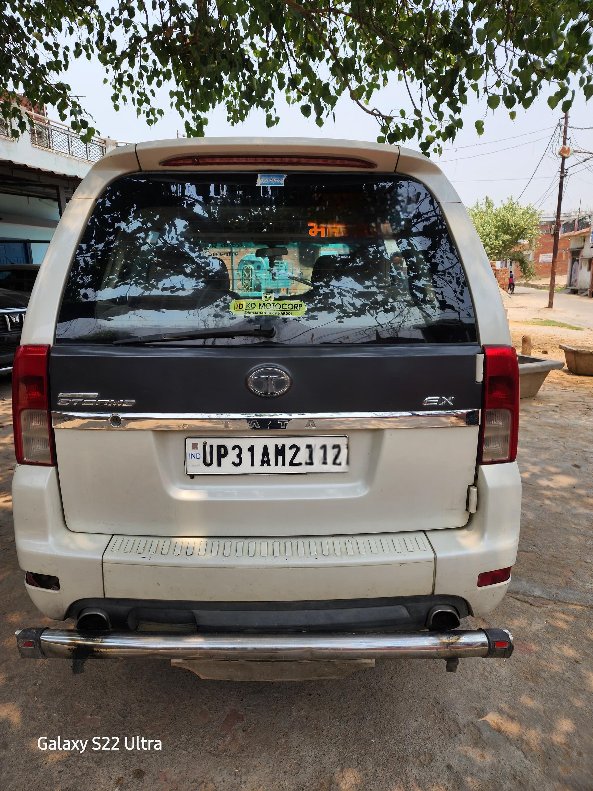 2016 टाटा सफारी स्टॉर्म VX 4x2 Varicor 400 2016 टाटा सफारी स्टॉर्म VX 4x2 Varicor 400