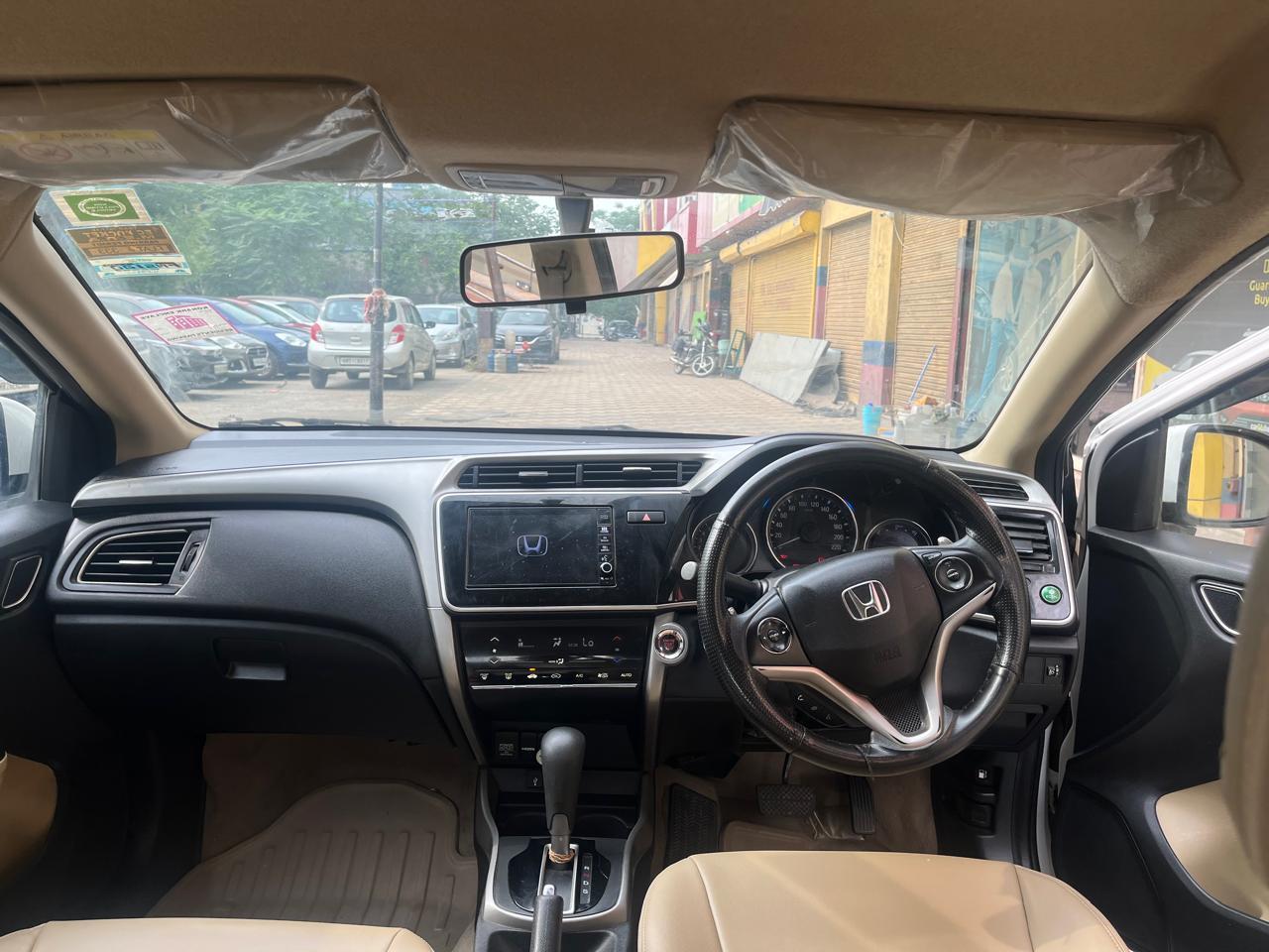 यूज़्ड 2019 होंडा सिटी, Faridabad New Delhi 12 यूज़्ड 2019 होंडा सिटी, Faridabad New Delhi 12