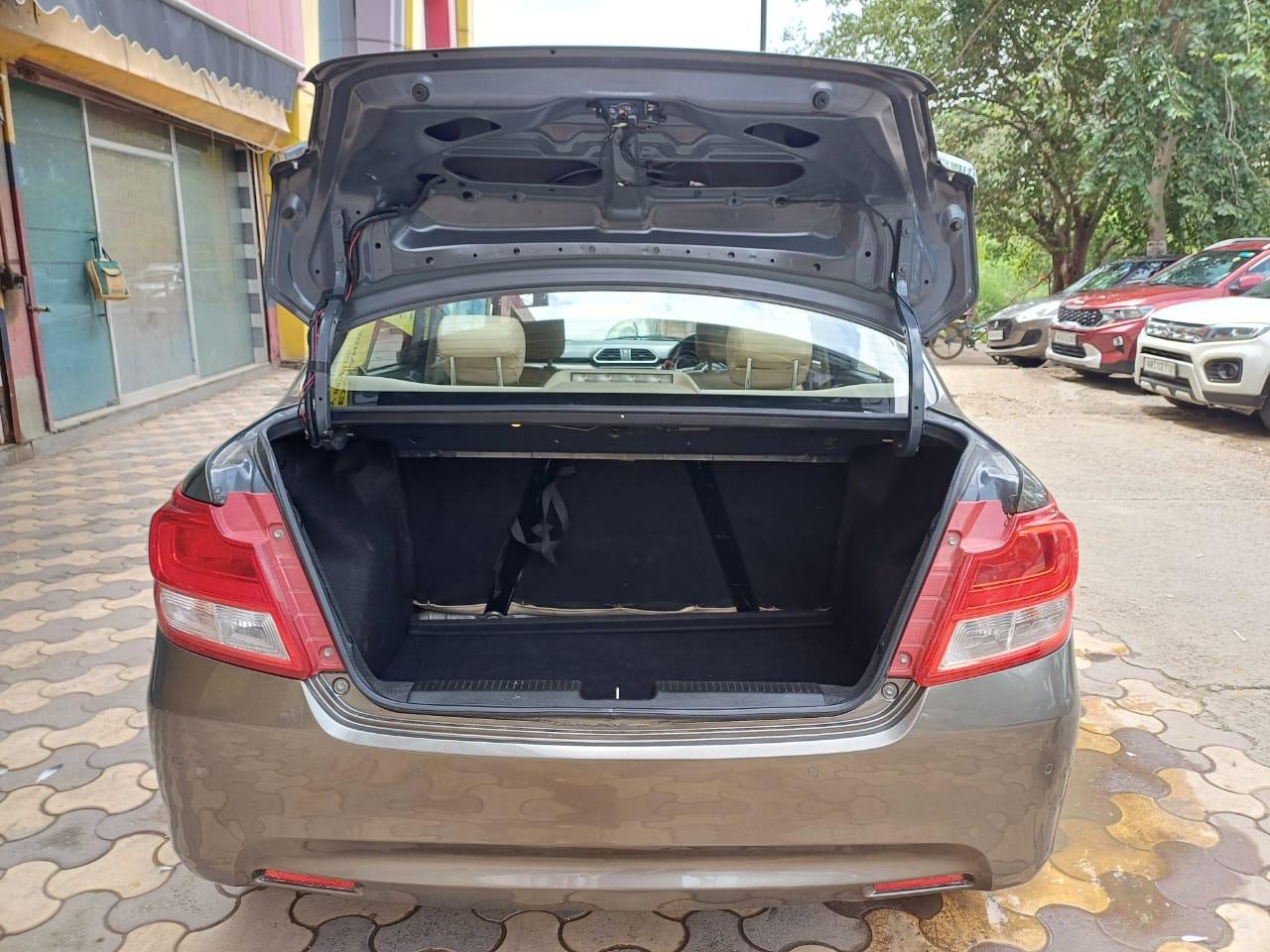 यूज़्ड 2021 मारुति सुजुकी डिजायर, Faridabad New Delhi 9 यूज़्ड 2021 मारुति सुजुकी डिजायर, Faridabad New Delhi 9