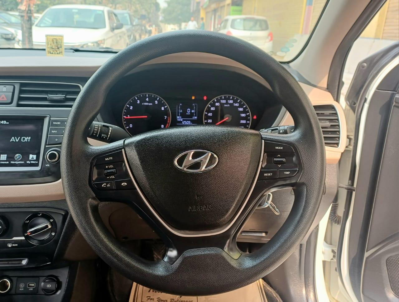 यूज़्ड 2020 ह्युंडई ईलाइट आई20, Faridabad New Delhi 12 यूज़्ड 2020 ह्युंडई ईलाइट आई20, Faridabad New Delhi 12