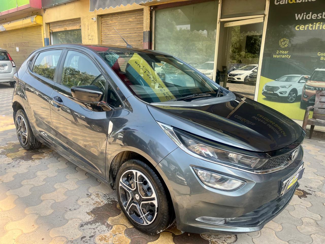 यूज़्ड 2020 टाटा अलट्रोज़, Faridabad New Delhi 6 यूज़्ड 2020 टाटा अलट्रोज़, Faridabad New Delhi 6