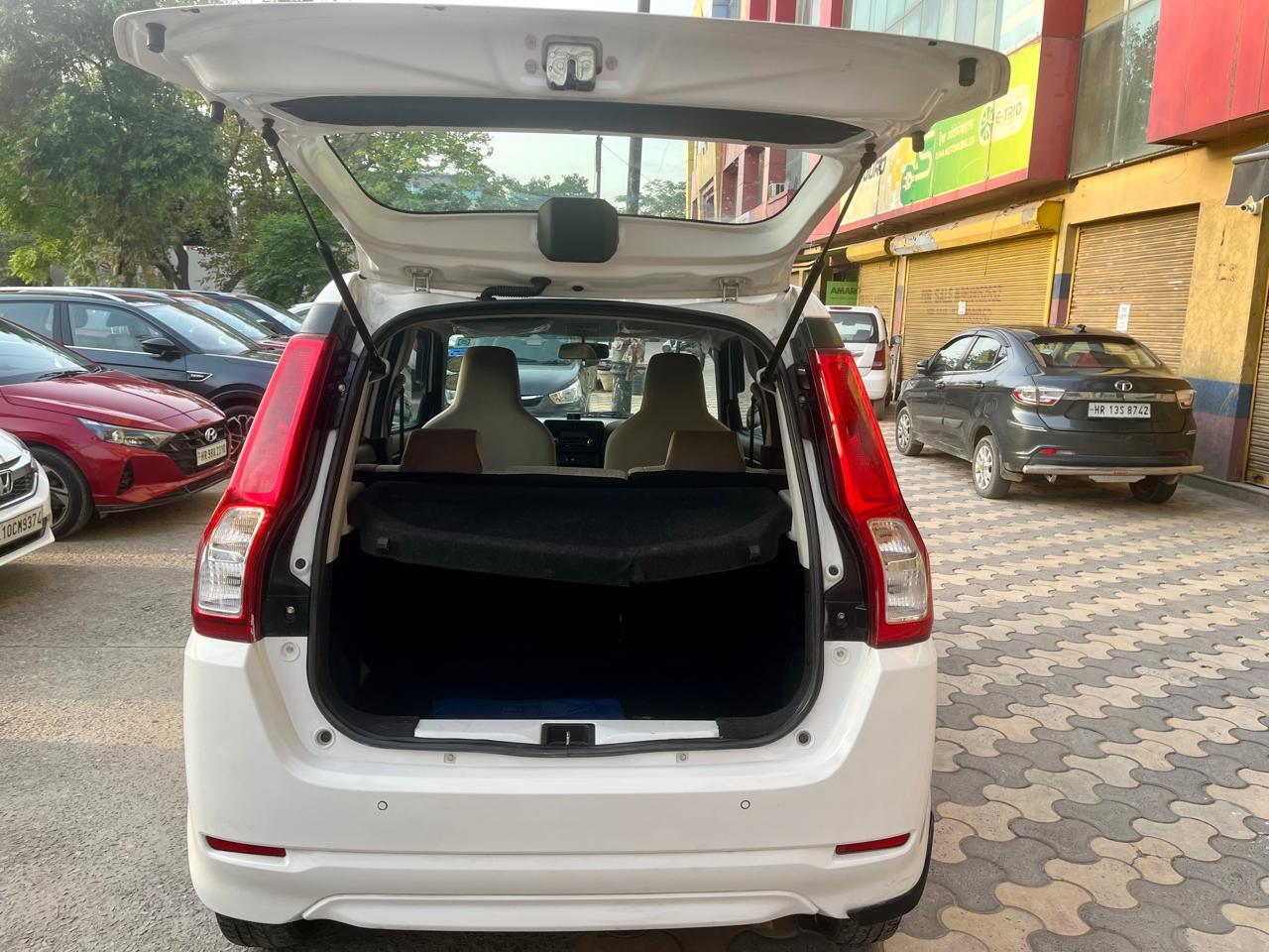 यूज़्ड 2021 मारुति सुजुकी वैगन आर, Faridabad New Delhi 9 यूज़्ड 2021 मारुति सुजुकी वैगन आर, Faridabad New Delhi 9