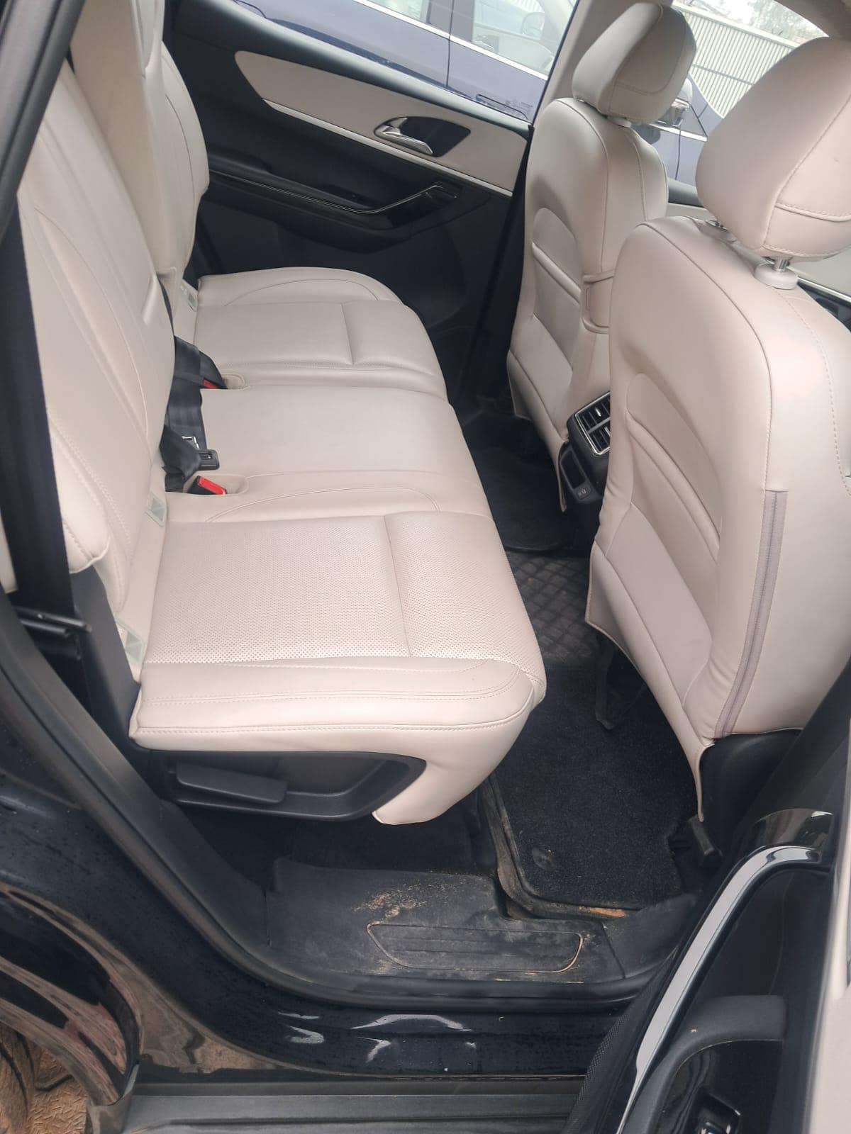 यूज़्ड 2024 महिंद्रा एक्सयूवी700, Rohtak Sector I, Rohtak 14 यूज़्ड 2024 महिंद्रा एक्सयूवी700, Rohtak Sector I, Rohtak 14