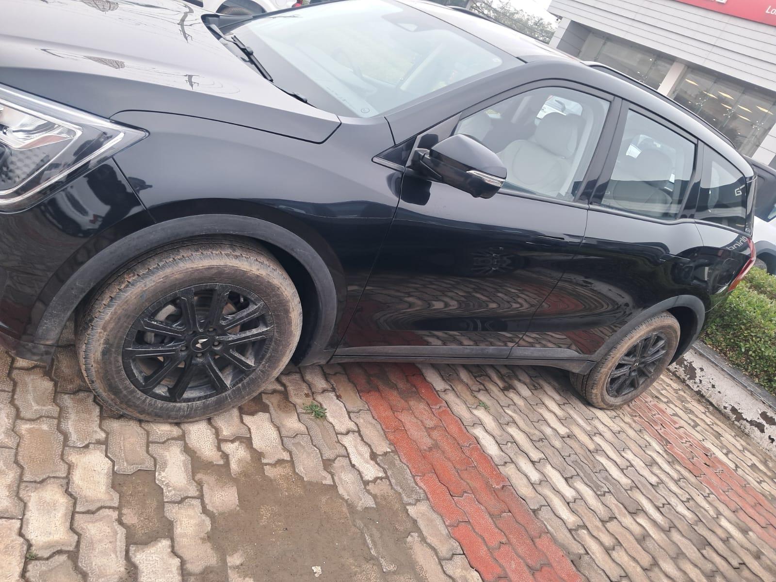 यूज़्ड 2024 महिंद्रा एक्सयूवी700, Rohtak Sector I, Bahadurgarh 1 यूज़्ड 2024 महिंद्रा एक्सयूवी700, Rohtak Sector I, Bahadurgarh 1