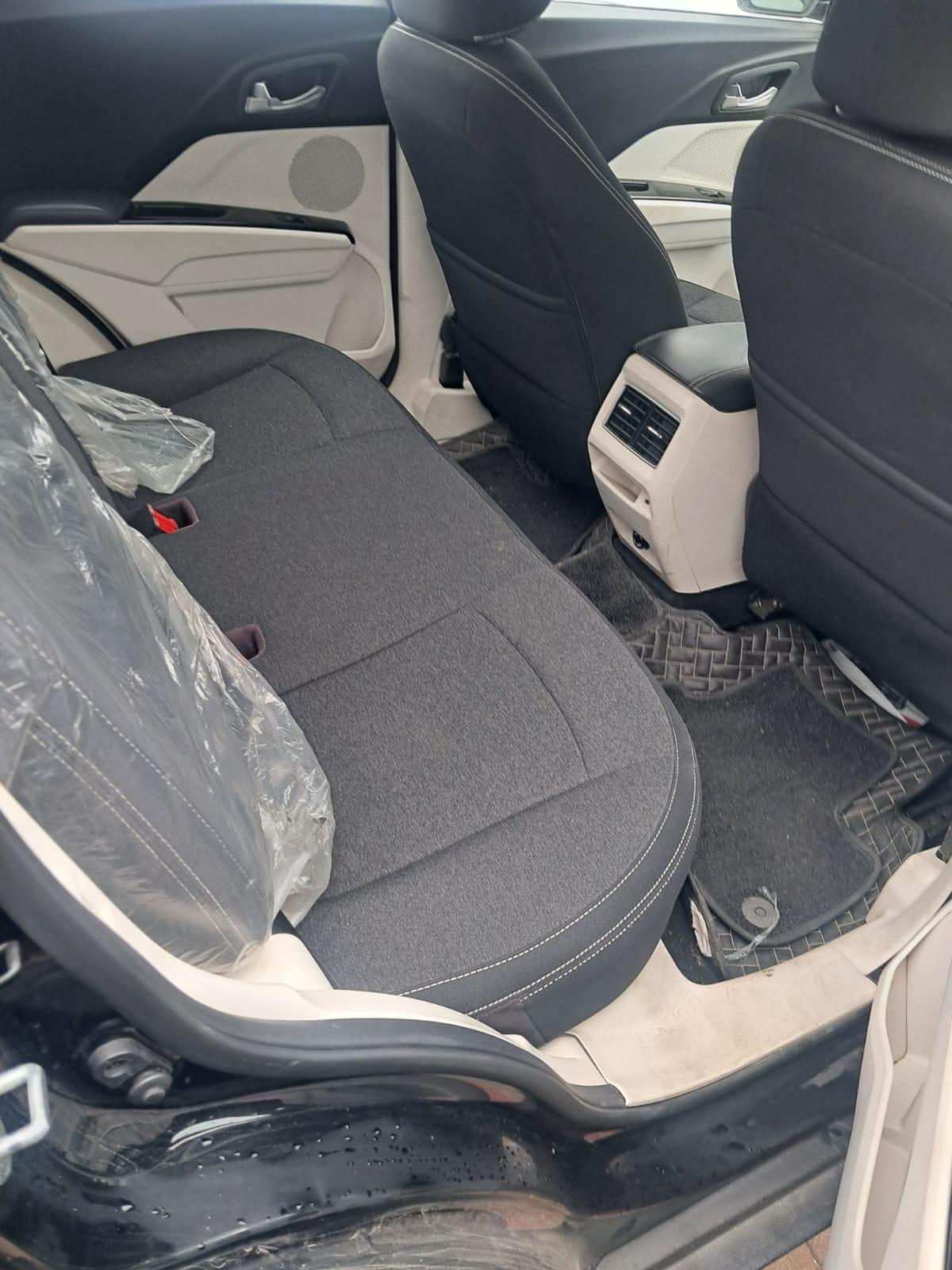 यूज़्ड 2024 महिंद्रा एक्सयूवी 3XO, Rohtak Sector I, Rohtak 16 यूज़्ड 2024 महिंद्रा एक्सयूवी 3XO, Rohtak Sector I, Rohtak 16