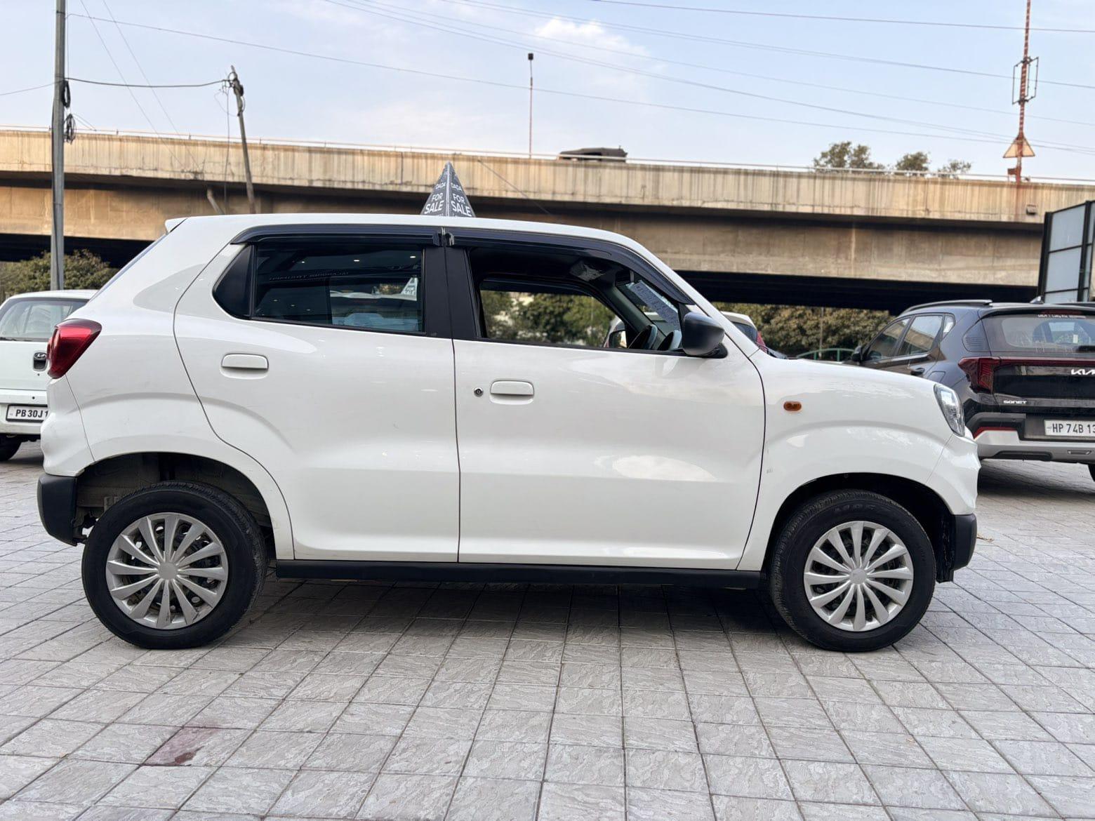 2023 मारुति सुजुकी रों-प्रेस्सो VXI Plus 2023 मारुति सुजुकी रों-प्रेस्सो VXI Plus