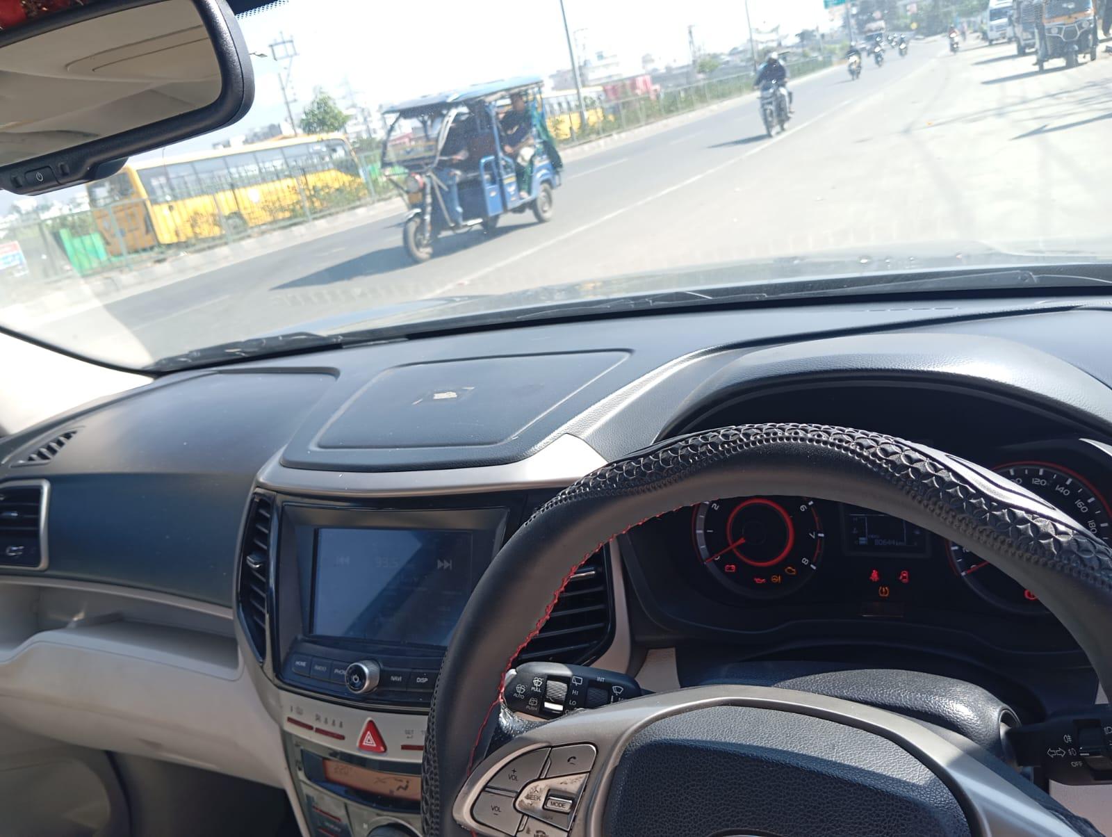 यूज़्ड 2019 महिंद्रा एक्सयूवी300, Mothrowala, Dehradun 5 यूज़्ड 2019 महिंद्रा एक्सयूवी300, Mothrowala, Dehradun 5