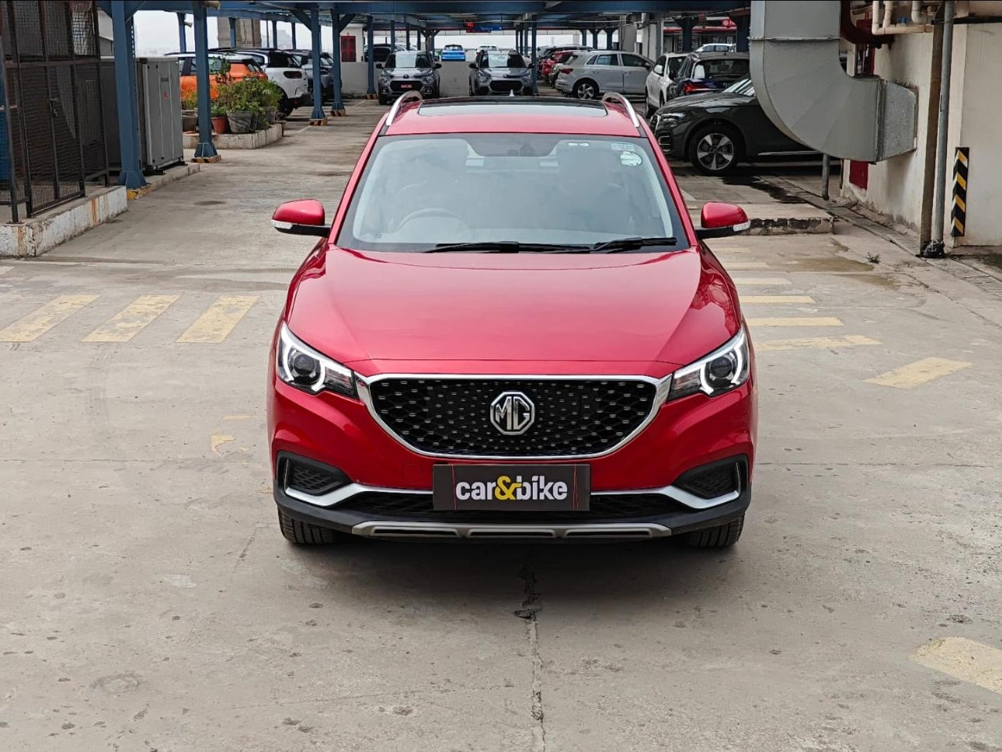 2021 एमजी जेडएस ईवी Essence Dark Grey Interiors 2021 एमजी जेडएस ईवी Essence Dark Grey Interiors