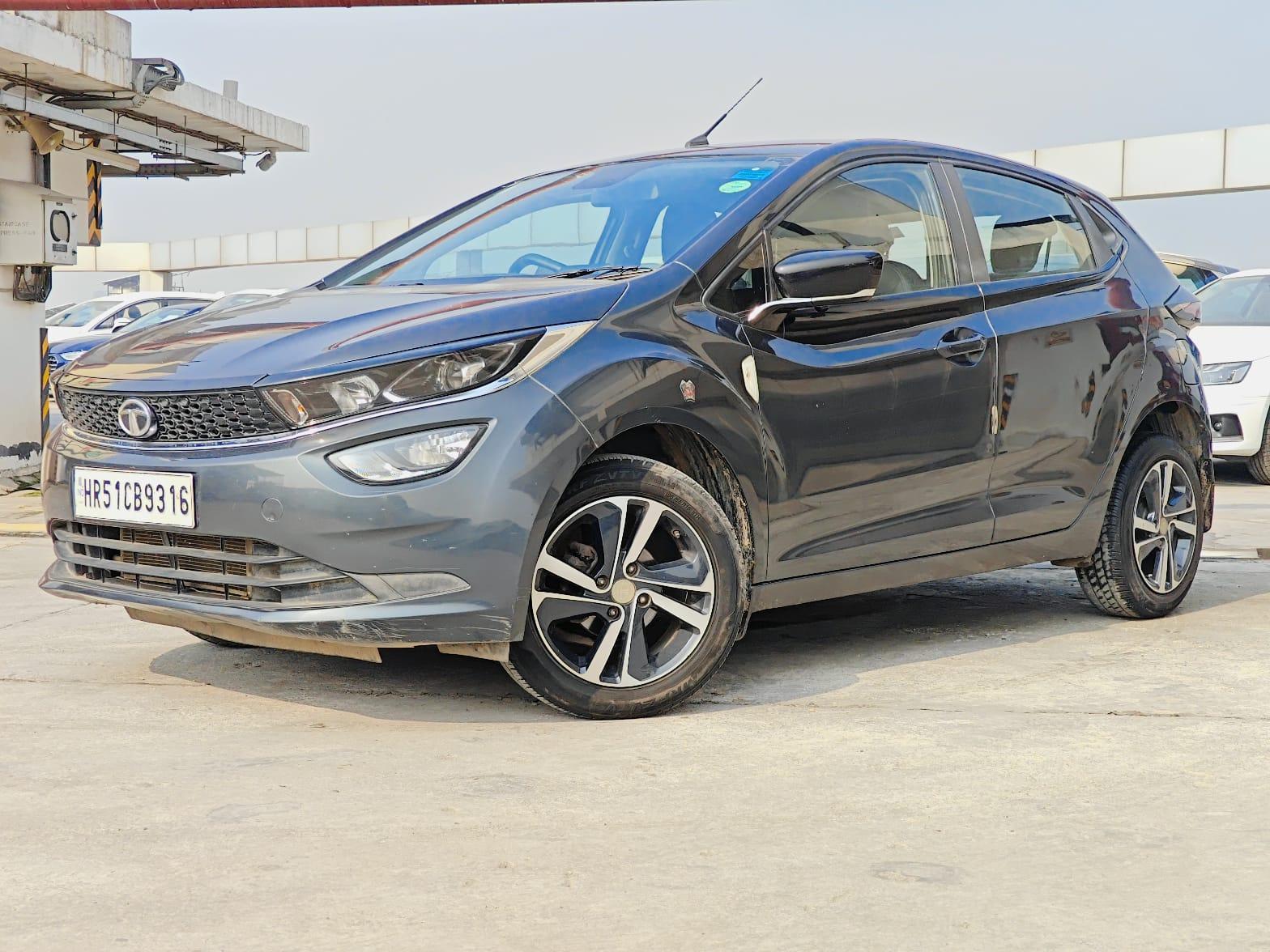 2020 टाटा अलट्रोज़ XZ Petrol 2020 टाटा अलट्रोज़ XZ Petrol