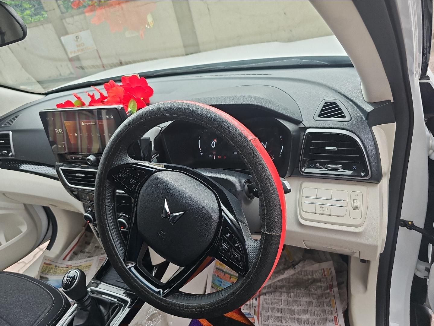 यूज़्ड 2024 महिंद्रा एक्सयूवी 3XO, Siliguri 7 यूज़्ड 2024 महिंद्रा एक्सयूवी 3XO, Siliguri 7