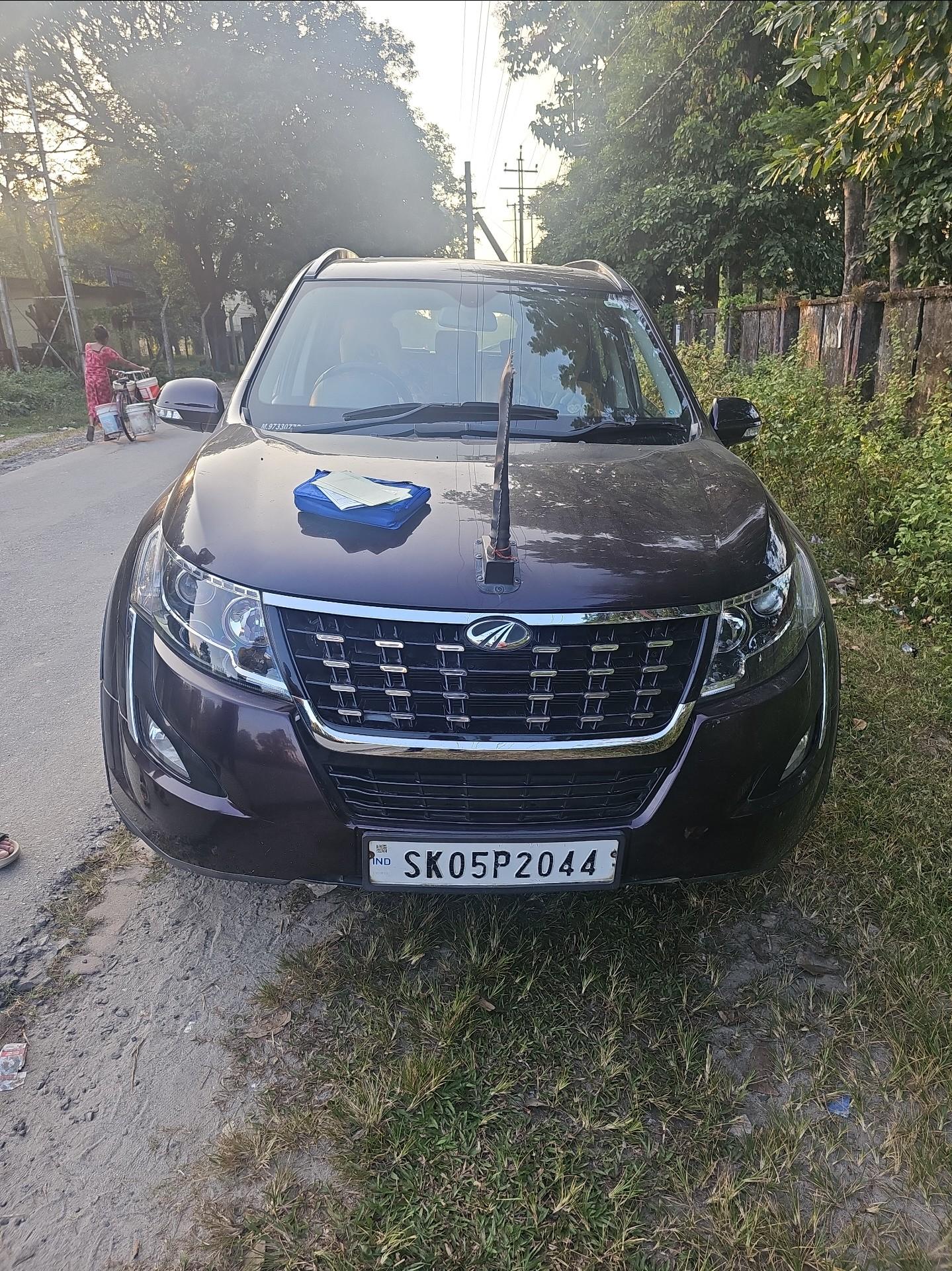 यूज़्ड 2020 महिंद्रा एक्सयूवी500, Sevoke Road, Siliguri 3 यूज़्ड 2020 महिंद्रा एक्सयूवी500, Sevoke Road, Siliguri 3