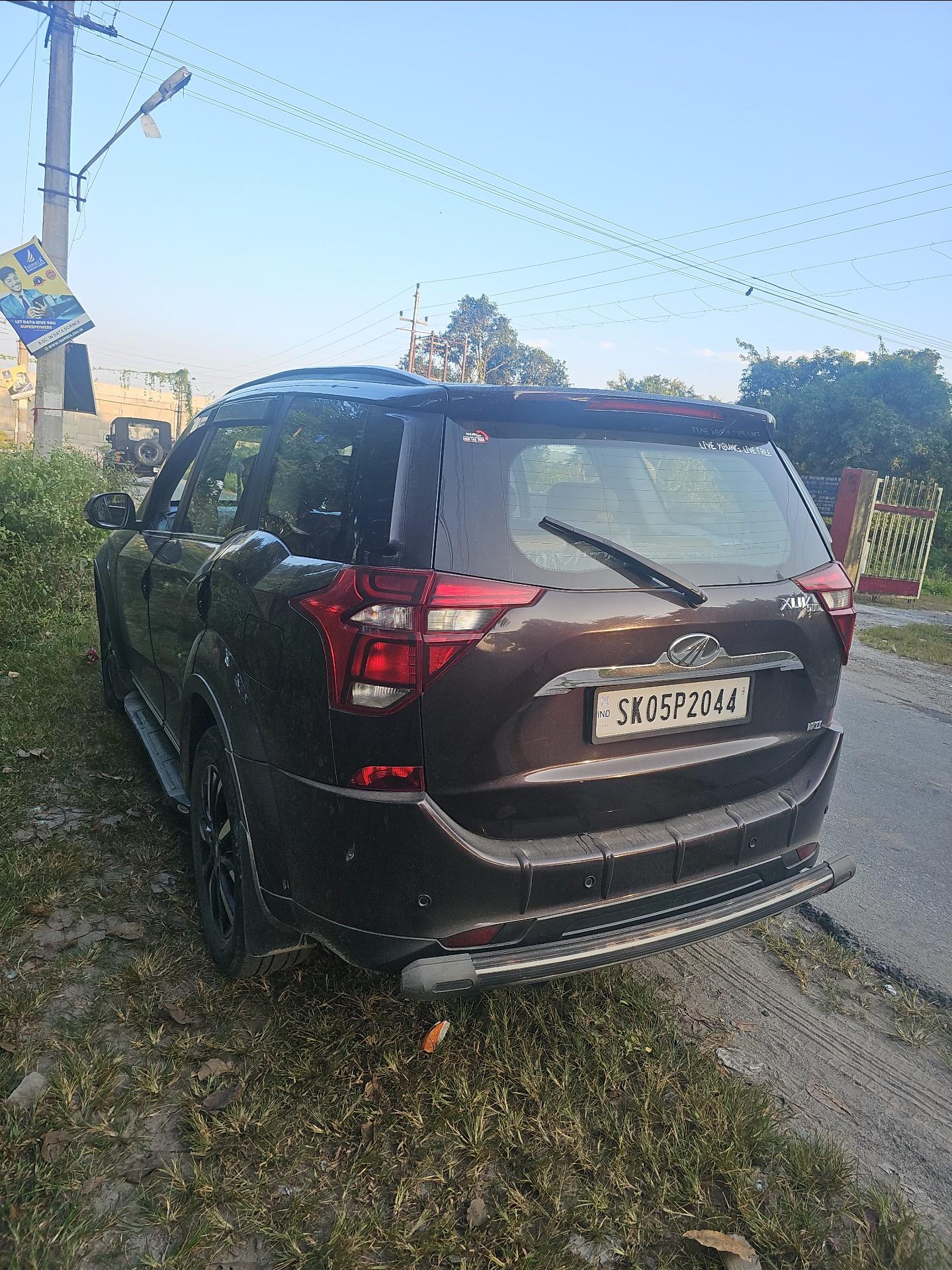 यूज़्ड 2020 महिंद्रा एक्सयूवी500, Sevoke Road, Siliguri यूज़्ड 2020 महिंद्रा एक्सयूवी500, Sevoke Road, Siliguri