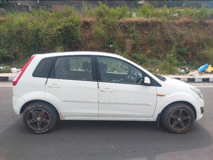 यूज़्ड 2014 फोर्ड फीगो, Bavdhan, Pune 5 यूज़्ड 2014 फोर्ड फीगो, Bavdhan, Pune 5