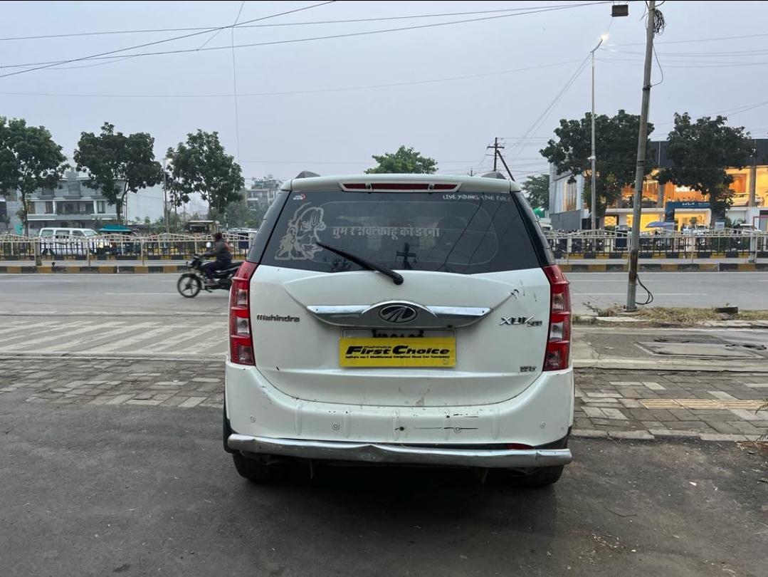 यूज़्ड 2016 महिंद्रा एक्सयूवी500, Vijay Nagar, Indore 3 यूज़्ड 2016 महिंद्रा एक्सयूवी500, Vijay Nagar, Indore 3