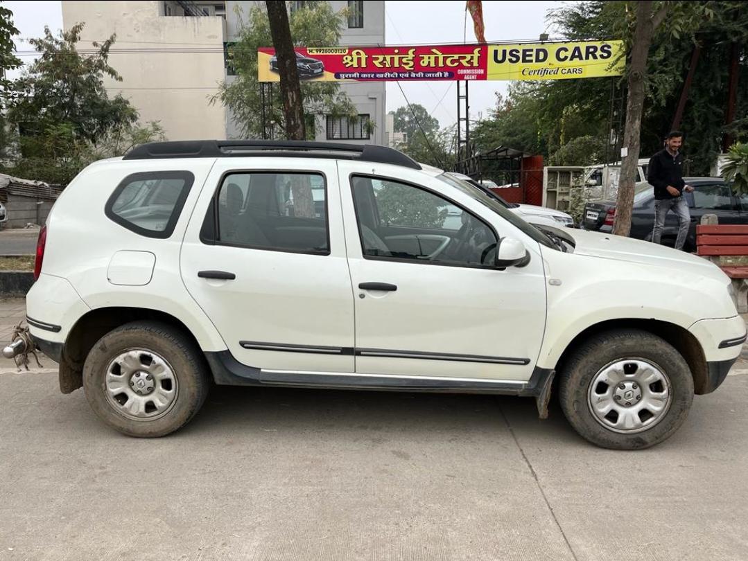 यूज़्ड 2013 रेनो डस्टर, Vijay Nagar, Indore 5 यूज़्ड 2013 रेनो डस्टर, Vijay Nagar, Indore 5