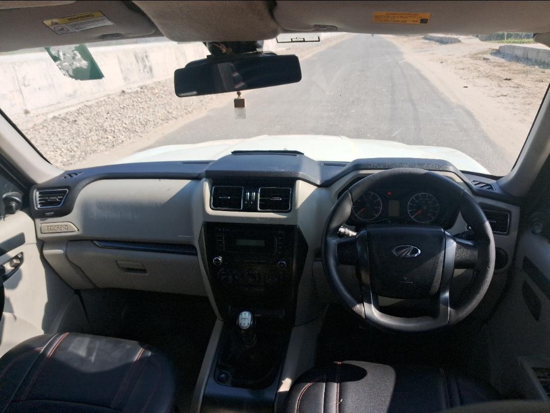 यूज़्ड 2015 महिंद्रा स्कॉर्पियो, Salempur Mehdood, Haridwar 10 यूज़्ड 2015 महिंद्रा स्कॉर्पियो, Salempur Mehdood, Haridwar 10