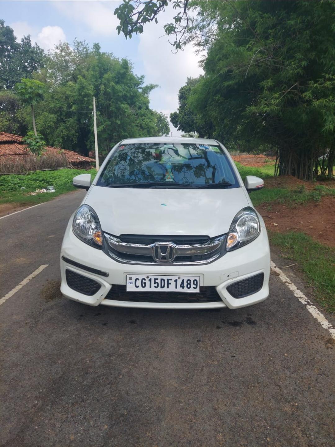 2017 होंडा अमेज़ S MT Petrol BS IV 2017 होंडा अमेज़ S MT Petrol BS IV