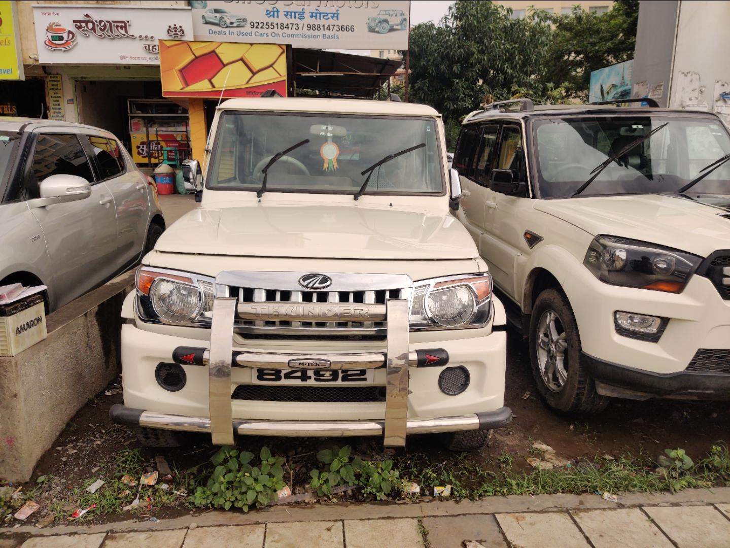 2017 महिंद्रा बोलेरो SLX BS4 2017 महिंद्रा बोलेरो SLX BS4