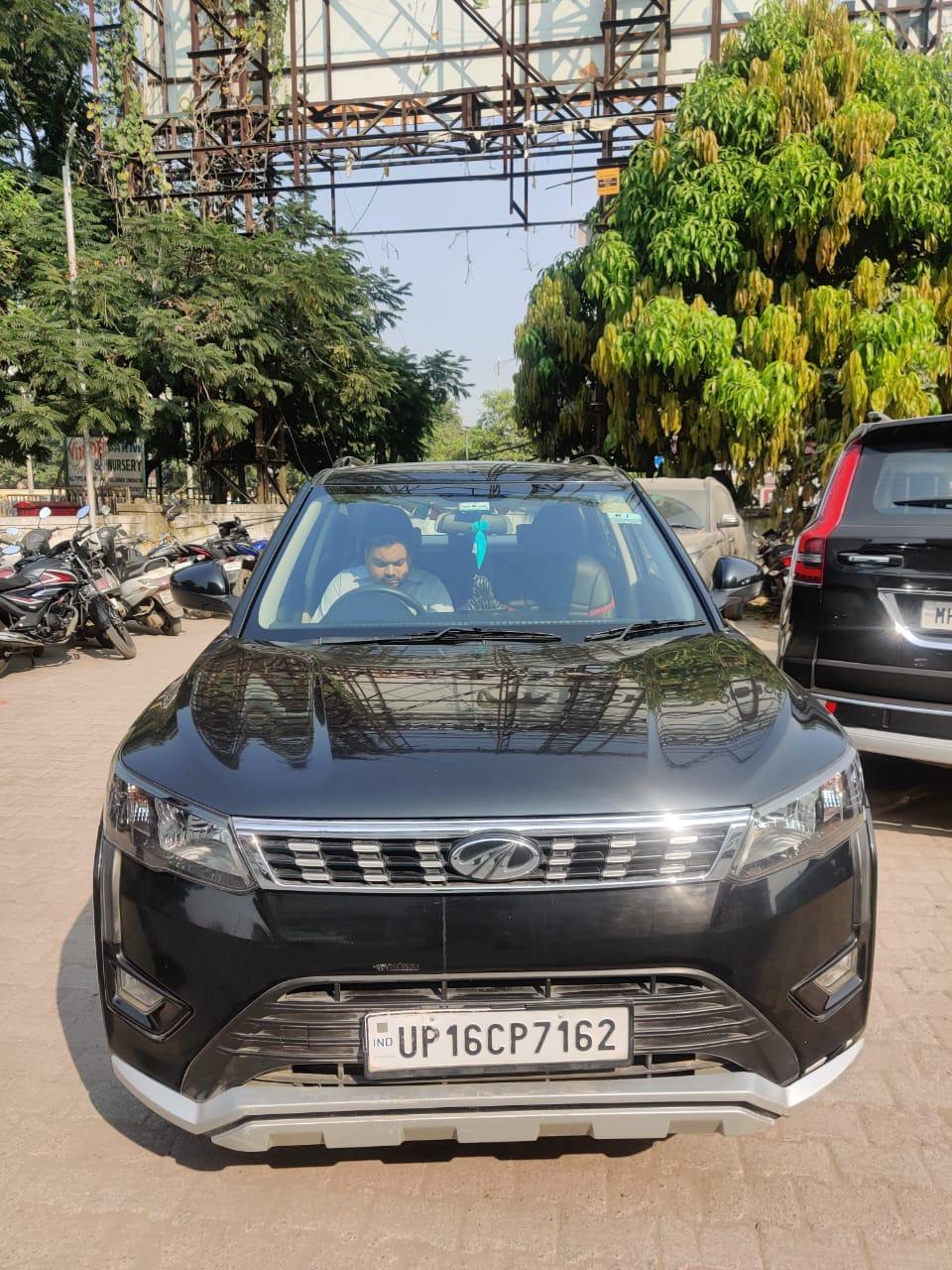 2020 महिंद्रा एक्सयूवी300 W6 Diesel BS IV 2020 महिंद्रा एक्सयूवी300 W6 Diesel BS IV