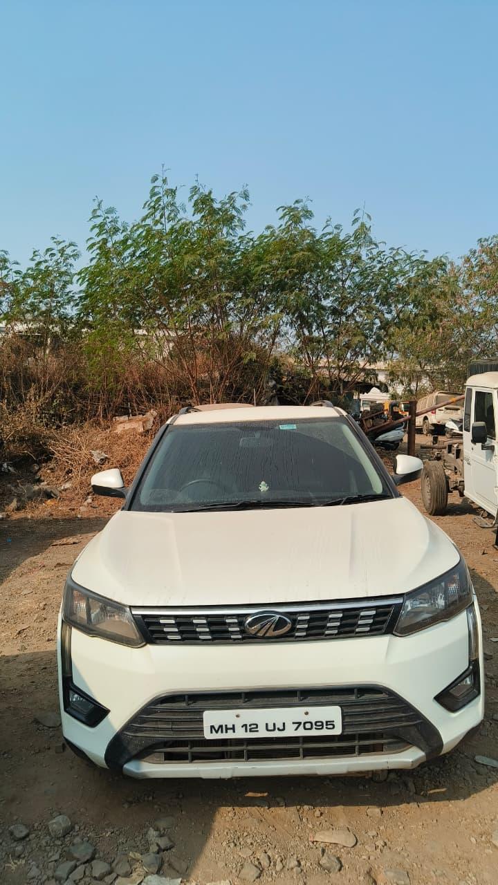 2022 महिंद्रा एक्सयूवी300 W8 (O) Diesel 2022 महिंद्रा एक्सयूवी300 W8 (O) Diesel