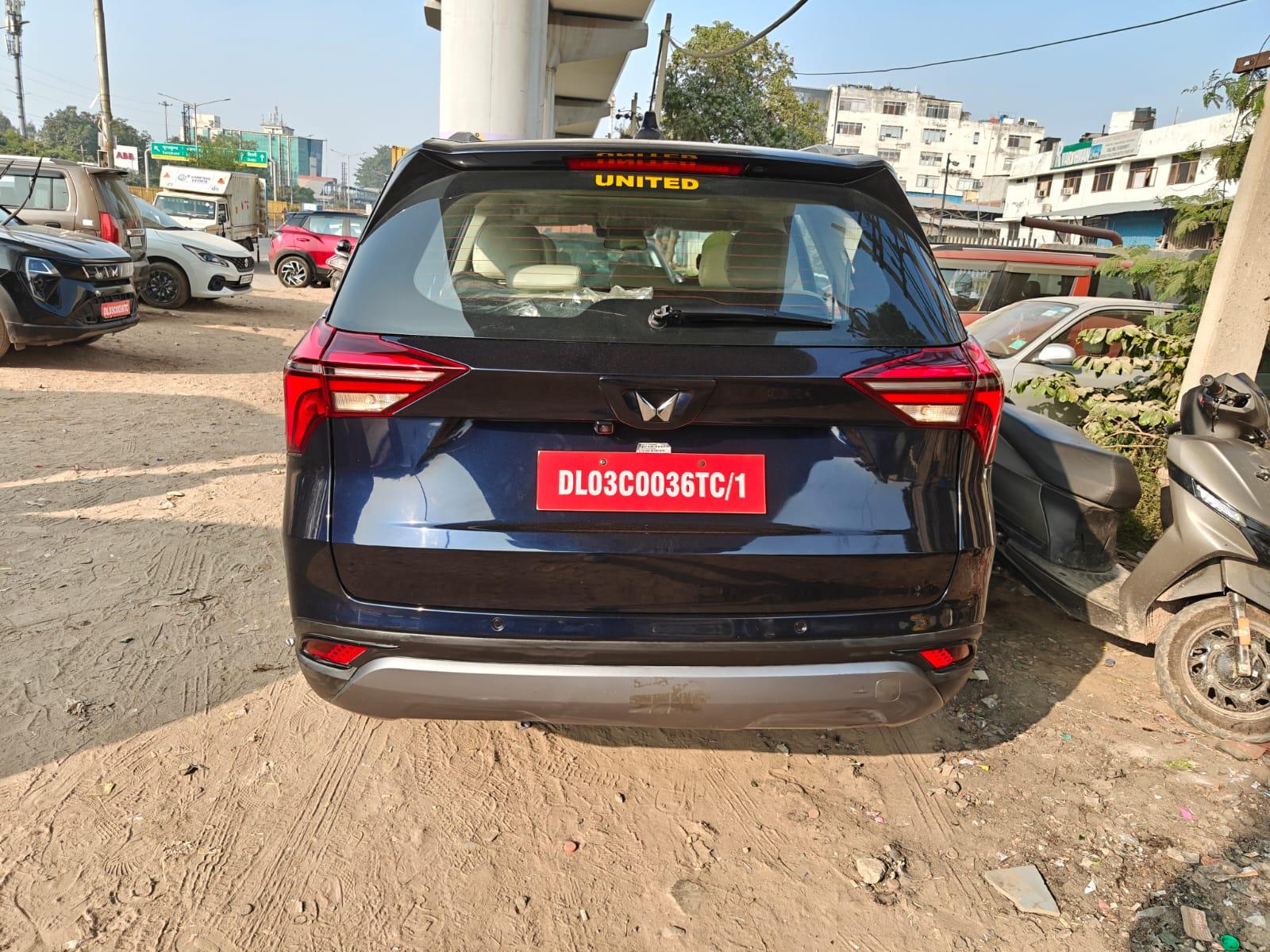 यूज़्ड 2023 महिंद्रा एक्सयूवी700, Faridabad New Delhi 3 यूज़्ड 2023 महिंद्रा एक्सयूवी700, Faridabad New Delhi 3