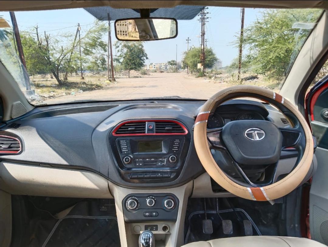 यूज़्ड 2017 टाटा टियागो, Vijay Nagar, Indore 10 यूज़्ड 2017 टाटा टियागो, Vijay Nagar, Indore 10