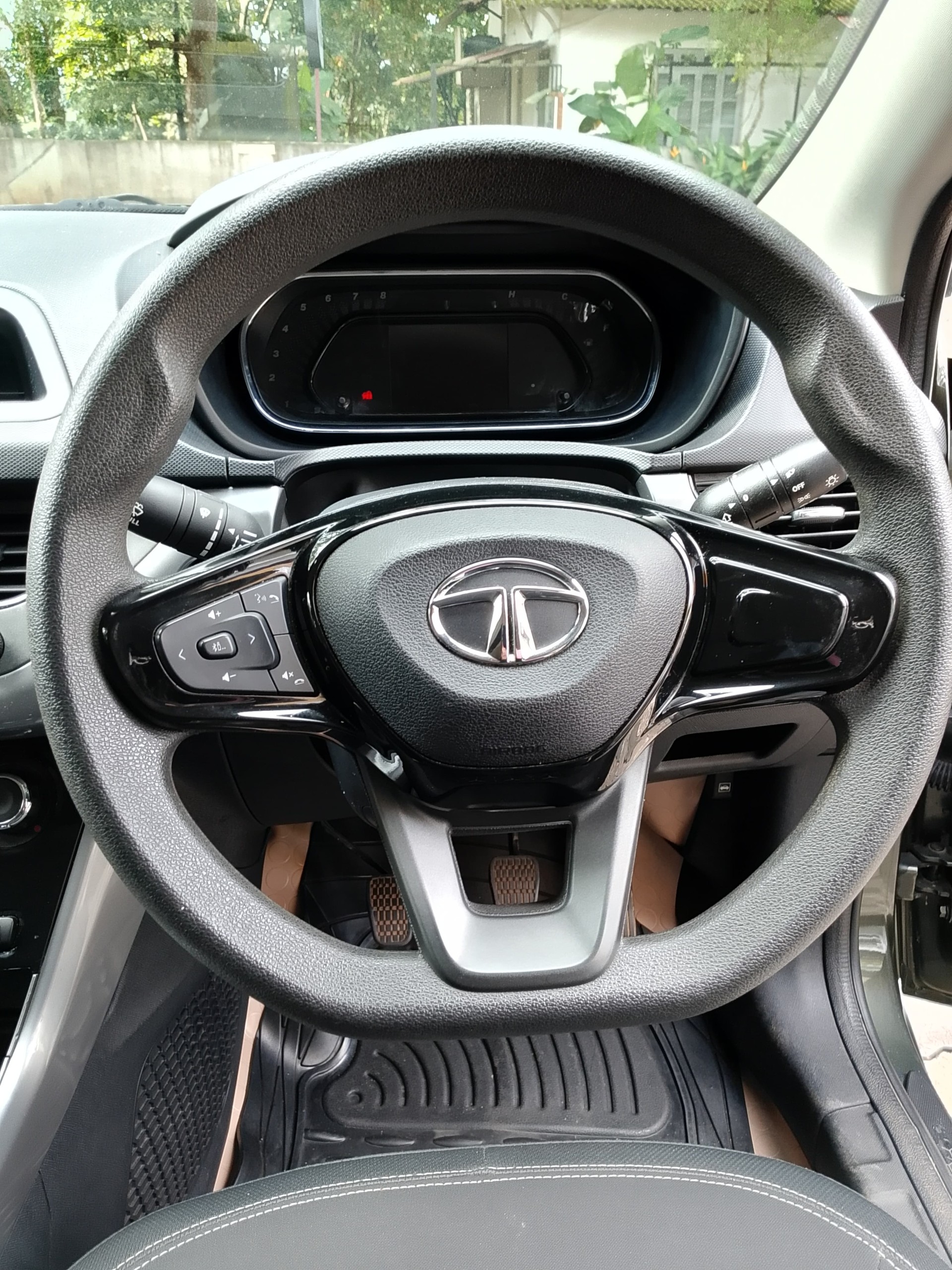 Used 2020 Tata Nexon Used 2020 Tata Nexon