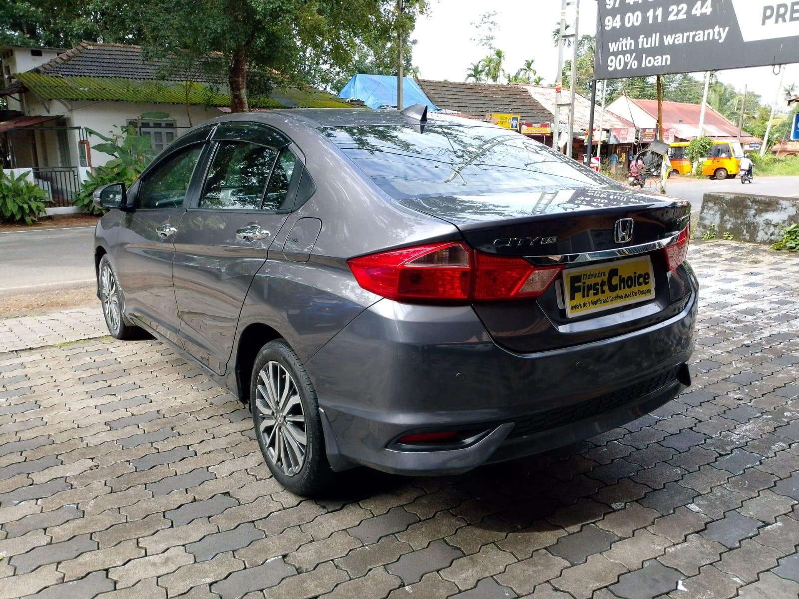 यूज़्ड 2017 होंडा सिटी ज़ेडएक्स, Ponkunnam Court, Kottayam 8 यूज़्ड 2017 होंडा सिटी ज़ेडएक्स, Ponkunnam Court, Kottayam 8