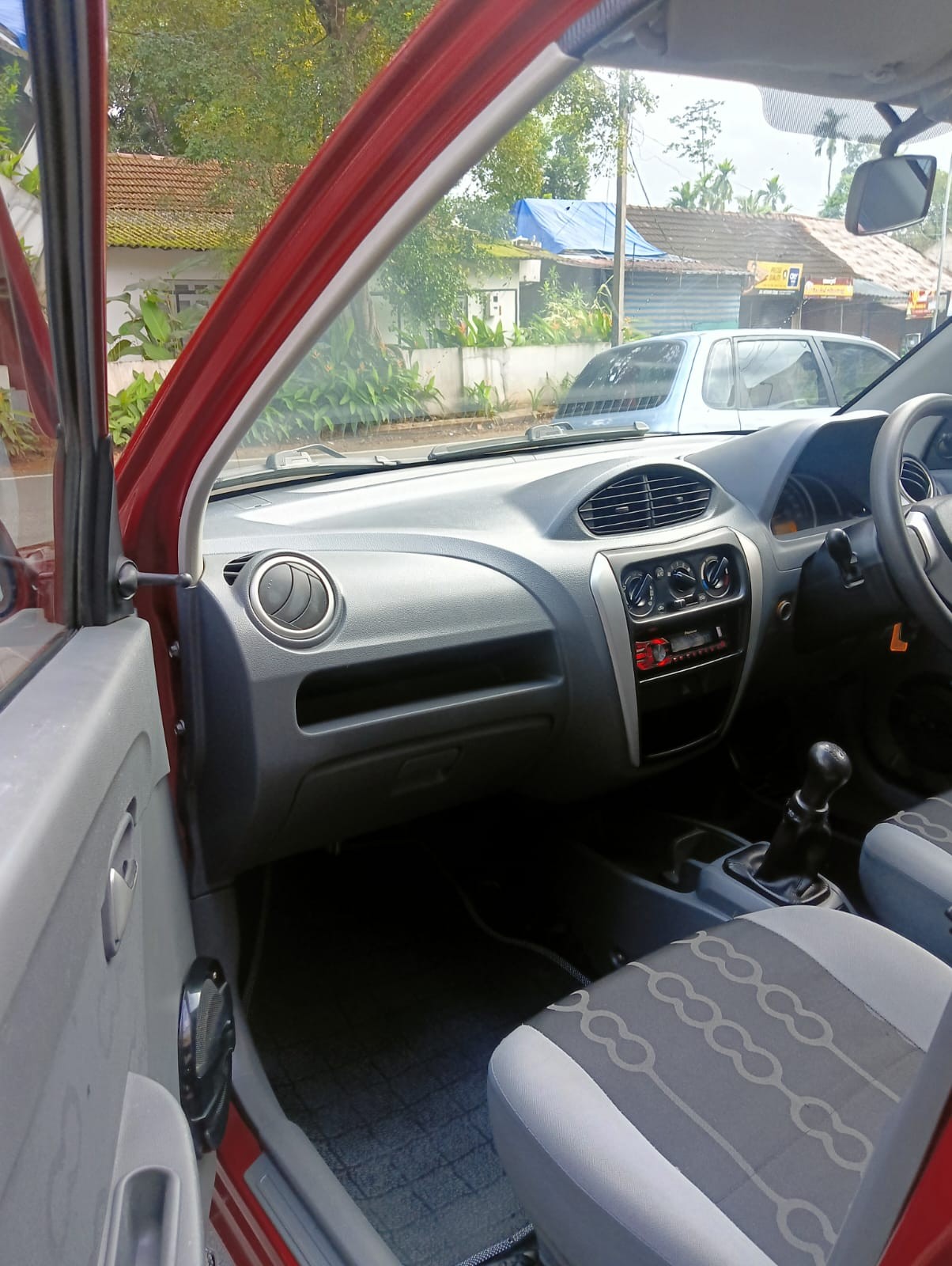 Alto 800 image 16 Alto 800 image 16