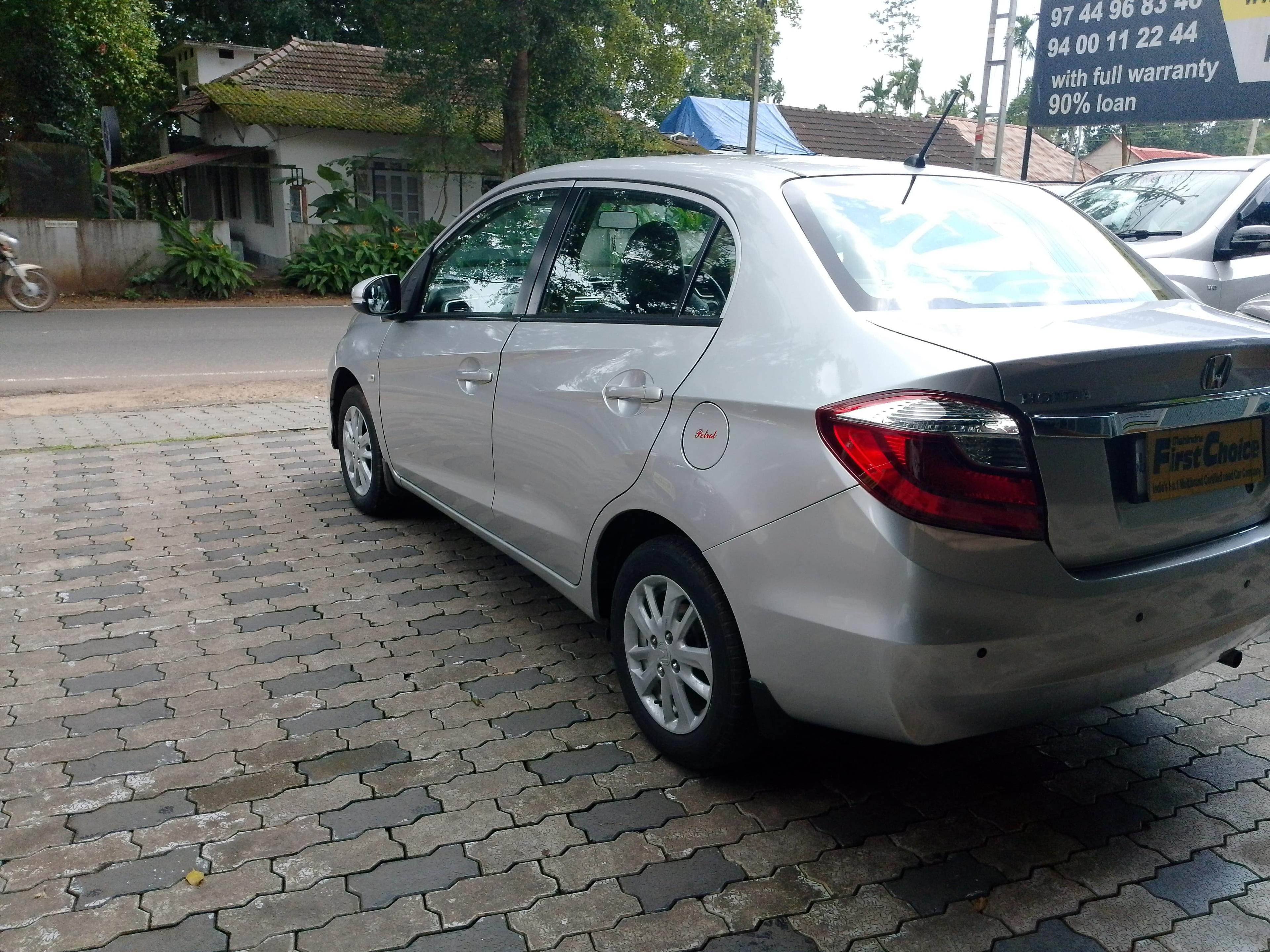 यूज़्ड 2018 होंडा अमेज़, Ponkunnam Court, Kottayam 2 यूज़्ड 2018 होंडा अमेज़, Ponkunnam Court, Kottayam 2