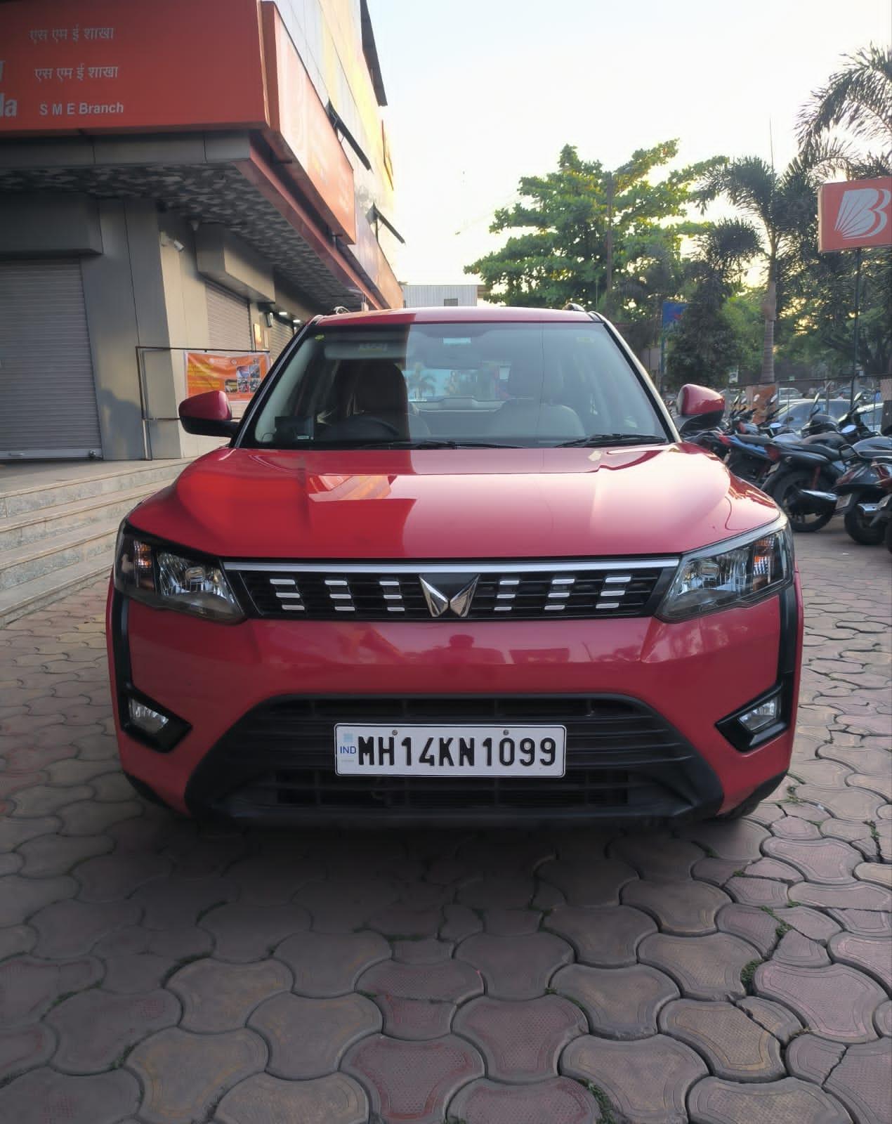 यूज़्ड 2023 महिंद्रा एक्सयूवी300, Pune 3 यूज़्ड 2023 महिंद्रा एक्सयूवी300, Pune 3