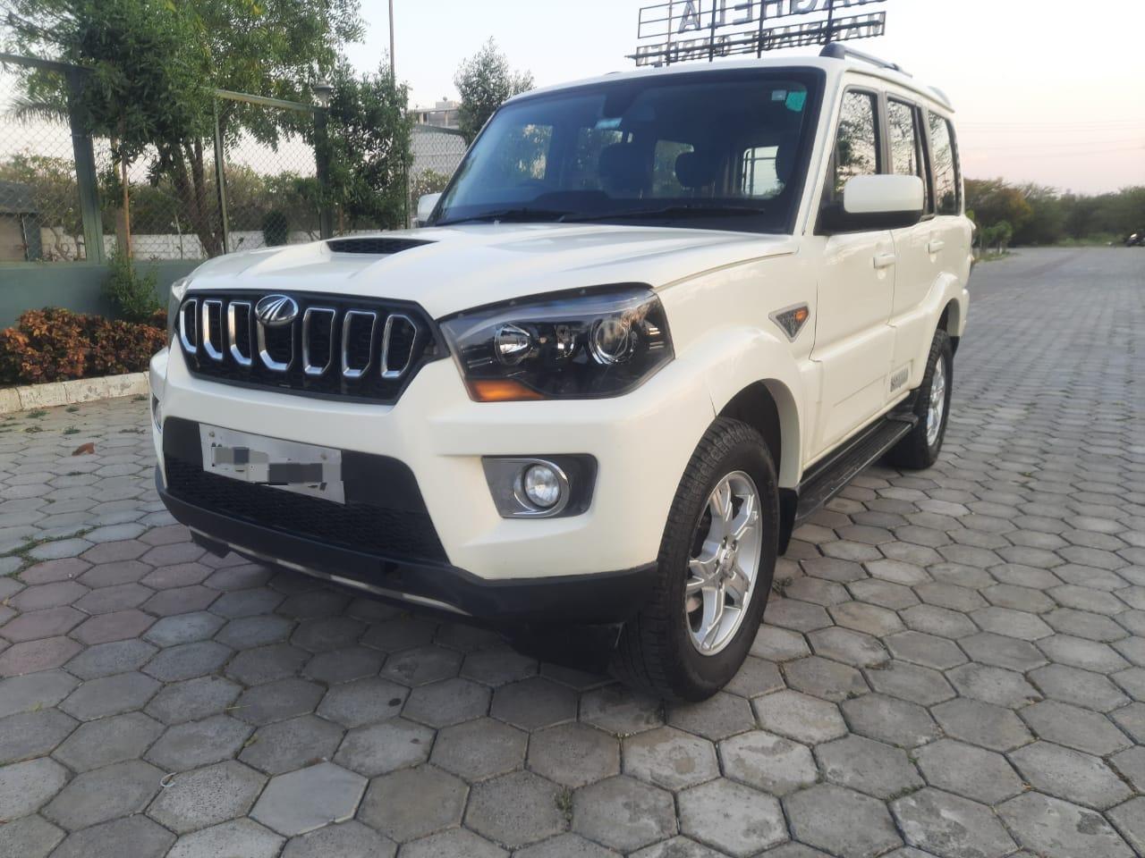 2017 महिंद्रा स्कॉर्पियो S10 2WD 2017 महिंद्रा स्कॉर्पियो S10 2WD