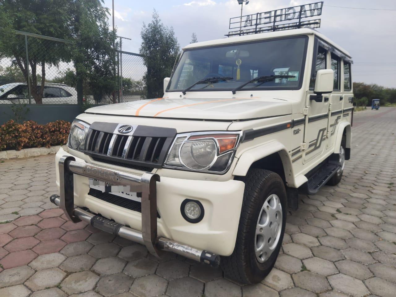 2017 महिंद्रा बोलेरो Power Plus SLX BS4 2017 महिंद्रा बोलेरो Power Plus SLX BS4