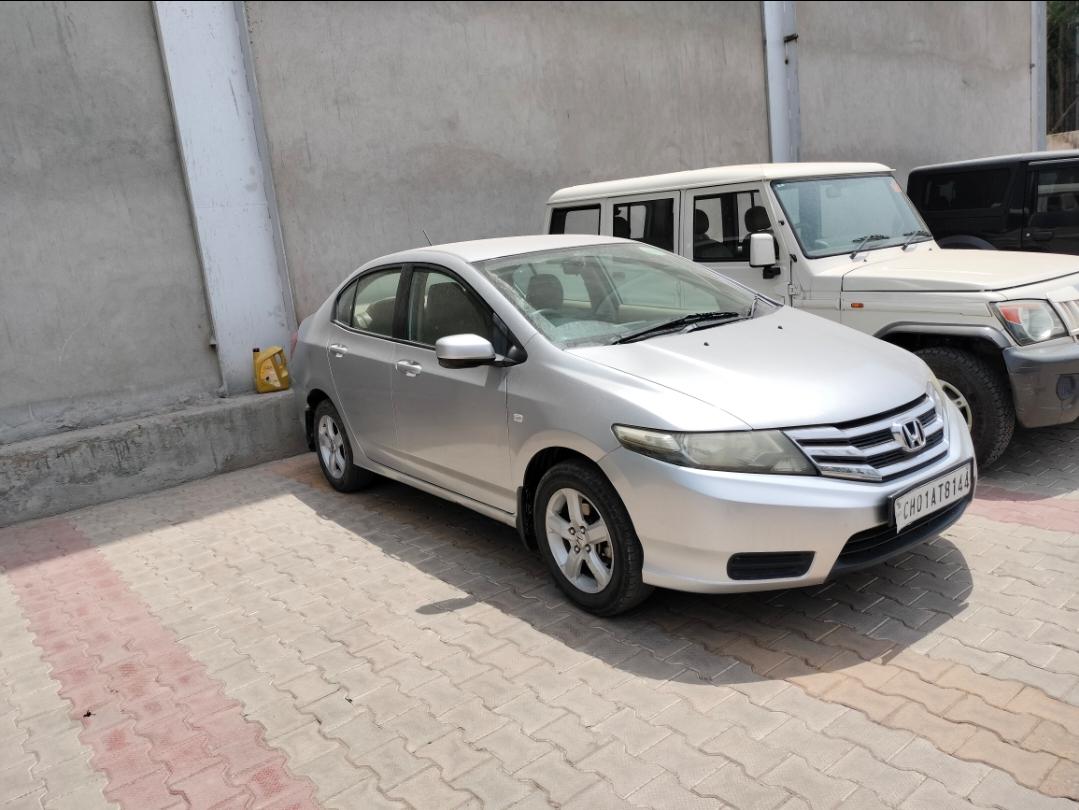 2011 टाटा इंडिगो मैन्ज़ा Aqua Safire 2011 टाटा इंडिगो मैन्ज़ा Aqua Safire