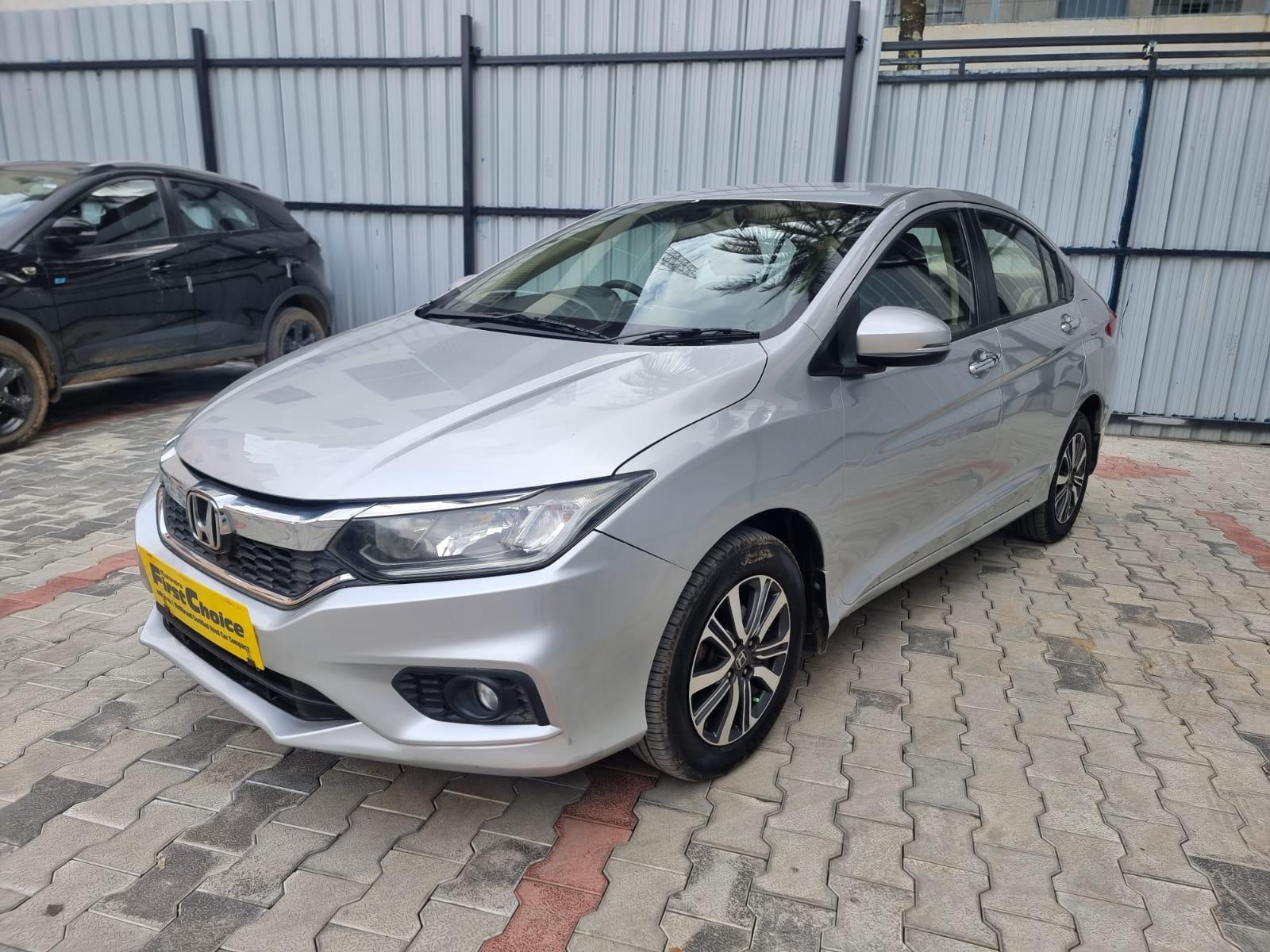 2017 होंडा सिटी 1.5 V MT 2017 होंडा सिटी 1.5 V MT