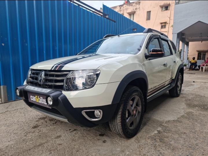2015 रेनो डस्टर 110 PS RxL Explore LE 2015 रेनो डस्टर 110 PS RxL Explore LE