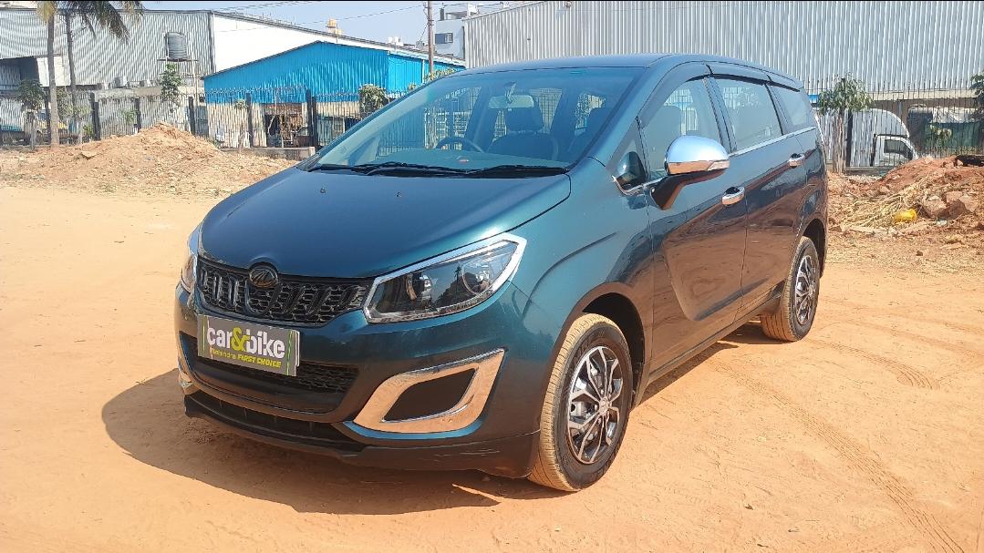 2019 महिंद्रा मराज़ो M2 8-Seater 2019 महिंद्रा मराज़ो M2 8-Seater