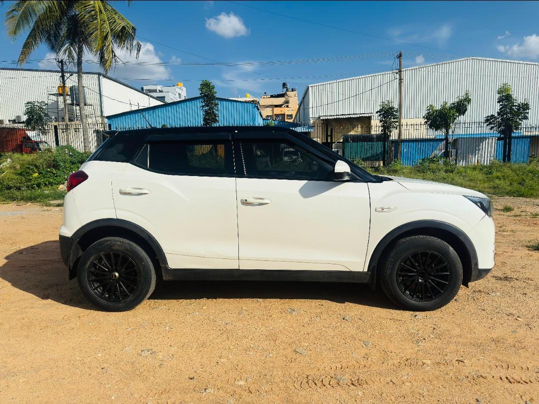 यूज़्ड 2019 महिंद्रा एक्सयूवी300, Singasandra, Bangalore 5 यूज़्ड 2019 महिंद्रा एक्सयूवी300, Singasandra, Bangalore 5