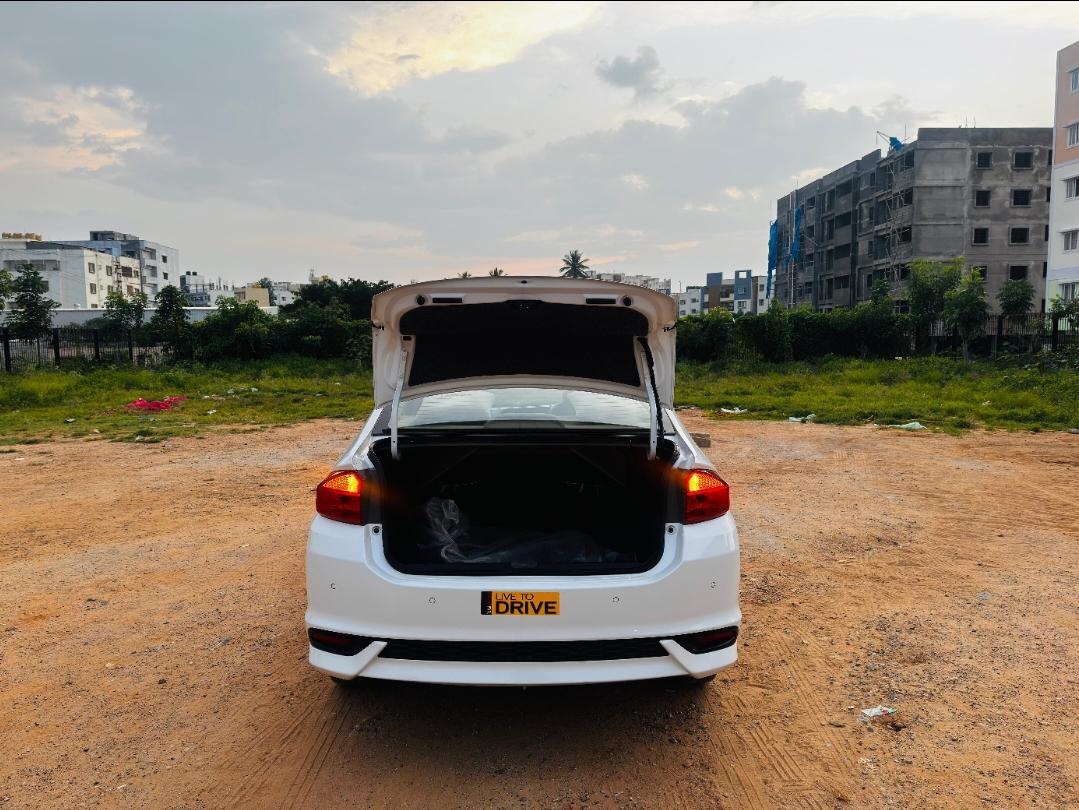 यूज़्ड 2021 होंडा सिटी, Singasandra, Bangalore 9 यूज़्ड 2021 होंडा सिटी, Singasandra, Bangalore 9