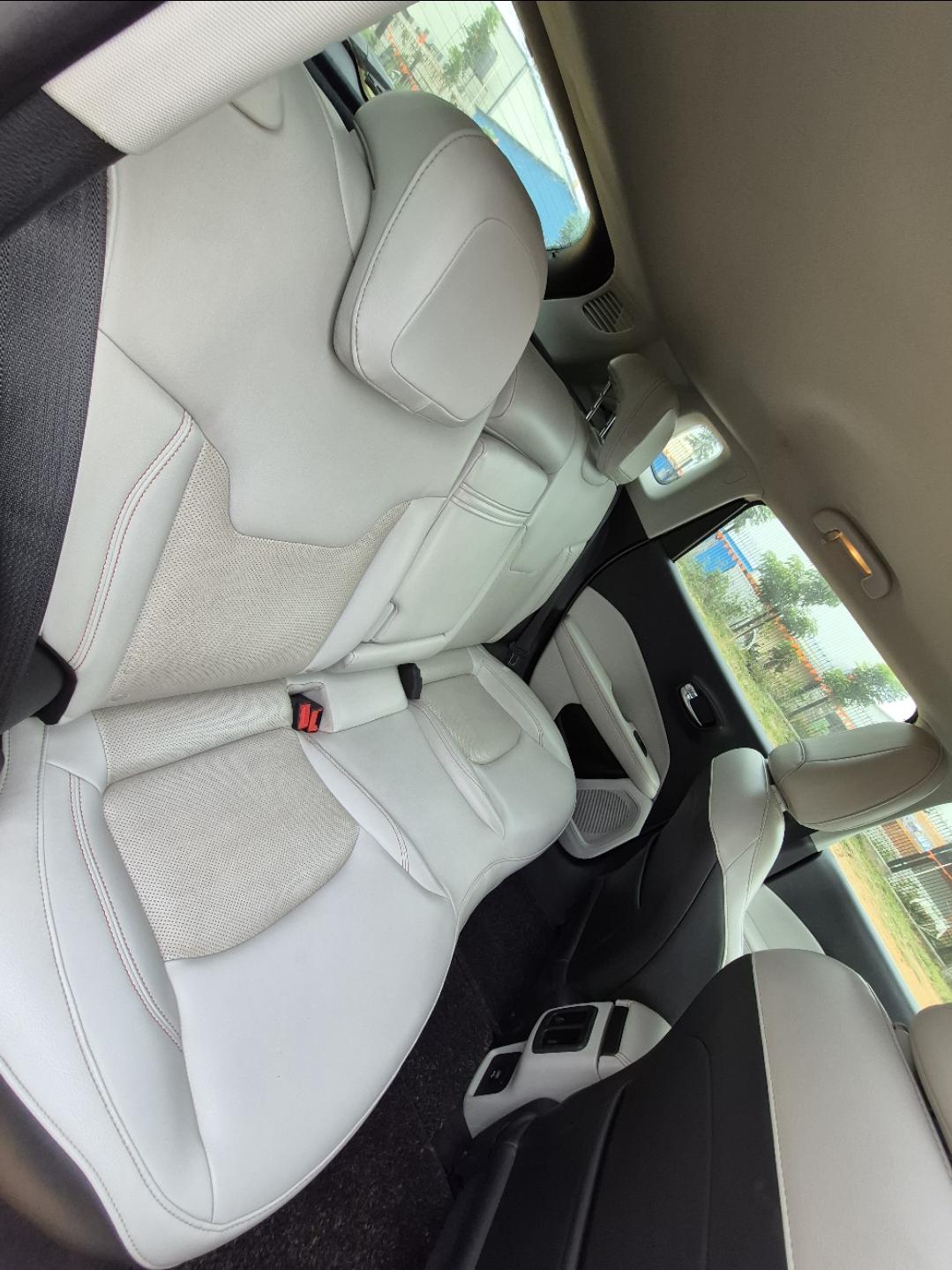 यूज़्ड 2018 जीप कम्पास, Singasandra, Bangalore 14 यूज़्ड 2018 जीप कम्पास, Singasandra, Bangalore 14