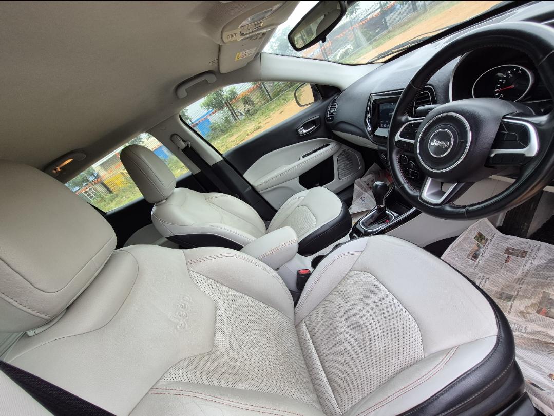 यूज़्ड 2018 जीप कम्पास, Singasandra, Bangalore 13 यूज़्ड 2018 जीप कम्पास, Singasandra, Bangalore 13