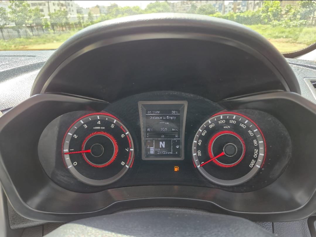 यूज़्ड 2022 महिंद्रा एक्सयूवी300, Singasandra, Bangalore 10 यूज़्ड 2022 महिंद्रा एक्सयूवी300, Singasandra, Bangalore 10