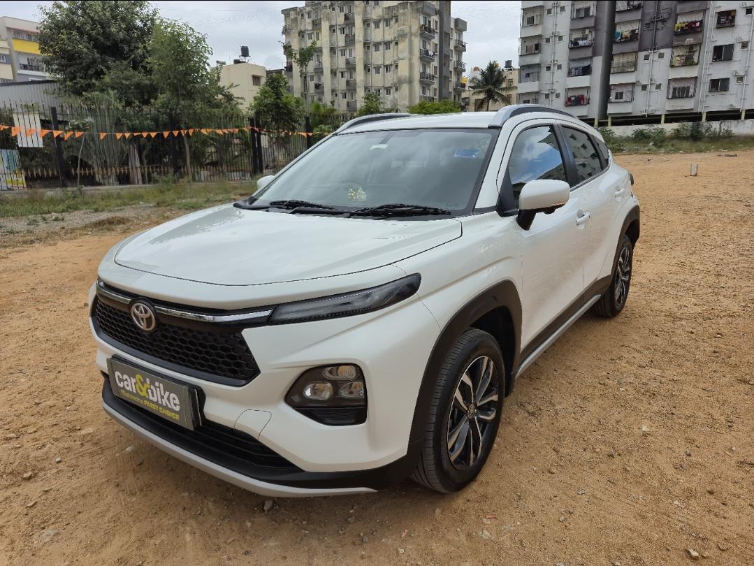 2024 टोयोटा अर्बन क्रूजर टैसर V 1.0 Petrol AT 2024 टोयोटा अर्बन क्रूजर टैसर V 1.0 Petrol AT