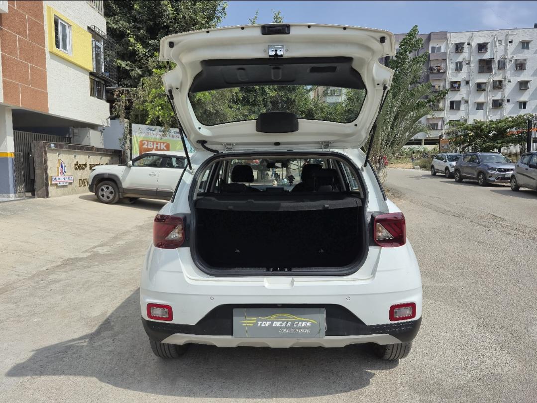 यूज़्ड 2021 ह्युंडई वेन्यू, Singasandra, Bangalore 9 यूज़्ड 2021 ह्युंडई वेन्यू, Singasandra, Bangalore 9