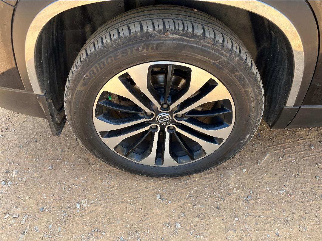 यूज़्ड 2021 एमजी हेक्टर प्लस, Singasandra, Bangalore 8 यूज़्ड 2021 एमजी हेक्टर प्लस, Singasandra, Bangalore 8