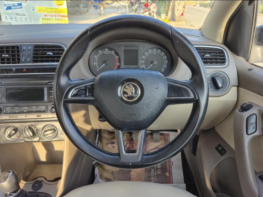 यूज़्ड 2015 स्कोडा रैपिड, Singasandra, Bangalore 12 यूज़्ड 2015 स्कोडा रैपिड, Singasandra, Bangalore 12