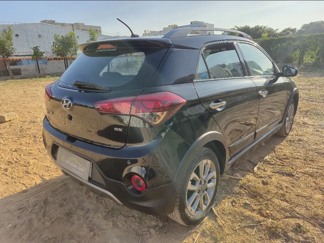 यूज़्ड 2016 ह्युंडई आई20 एक्टिव, Singasandra, Bangalore 4 यूज़्ड 2016 ह्युंडई आई20 एक्टिव, Singasandra, Bangalore 4