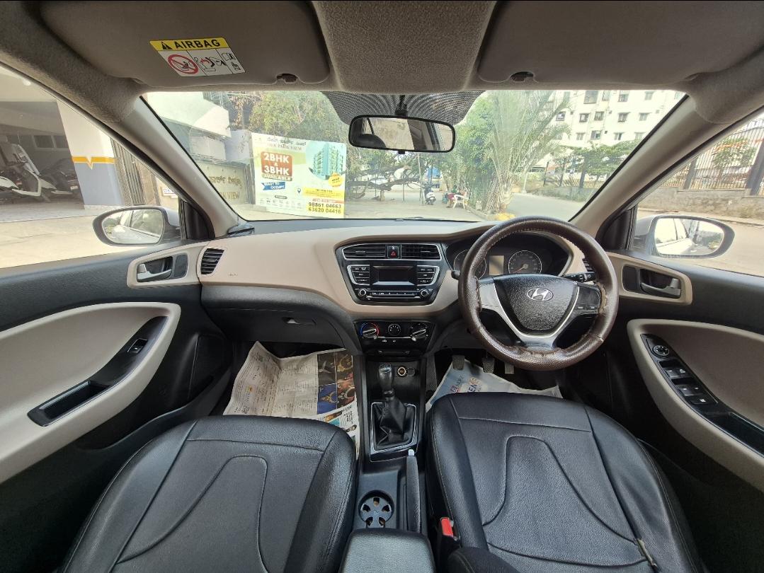 यूज़्ड 2018 ह्युंडई ईलाइट आई20, Singasandra, Bangalore 11 यूज़्ड 2018 ह्युंडई ईलाइट आई20, Singasandra, Bangalore 11