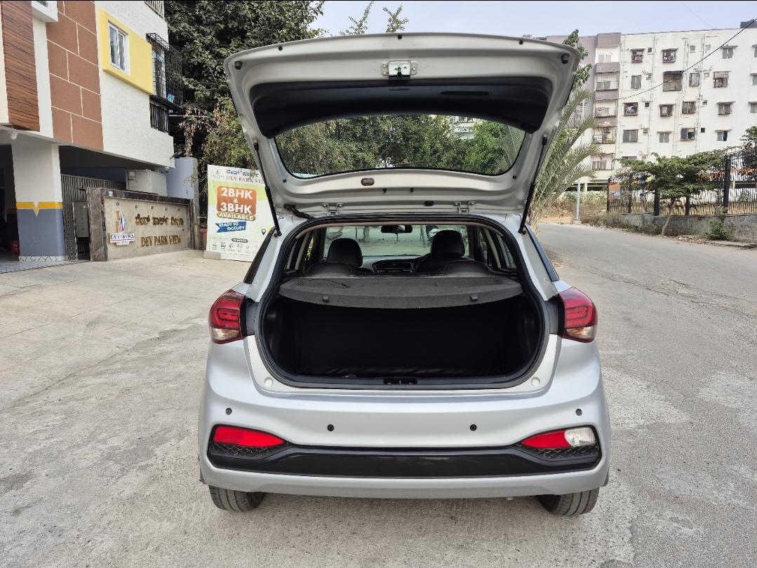 यूज़्ड 2018 ह्युंडई ईलाइट आई20, Singasandra, Bangalore 9 यूज़्ड 2018 ह्युंडई ईलाइट आई20, Singasandra, Bangalore 9