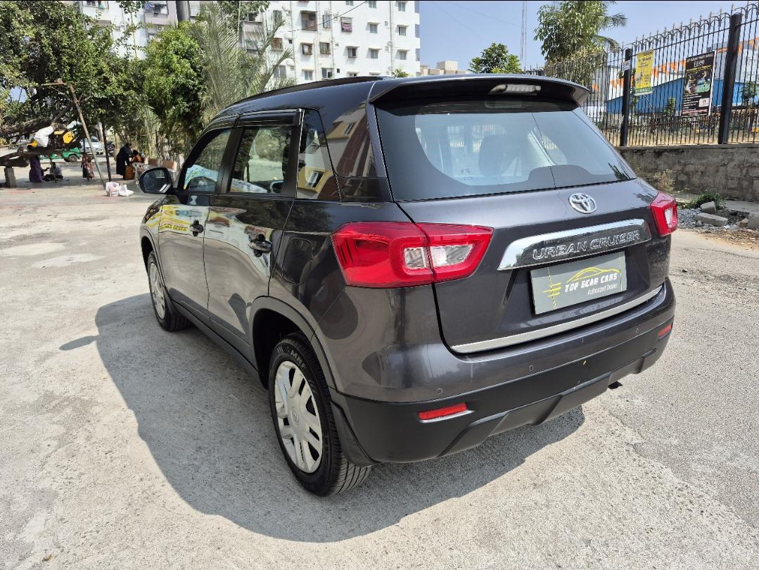 यूज़्ड 2022 टोयोटा अर्बन क्रूजर, Singasandra, Bangalore 2 यूज़्ड 2022 टोयोटा अर्बन क्रूजर, Singasandra, Bangalore 2
